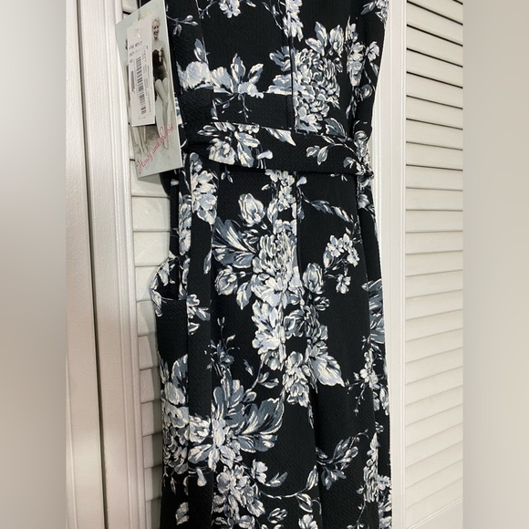 NWT Medium Honey and Rosie Floral Black White Gray Blue Romper Jumpsuit - Picture 5 of 7